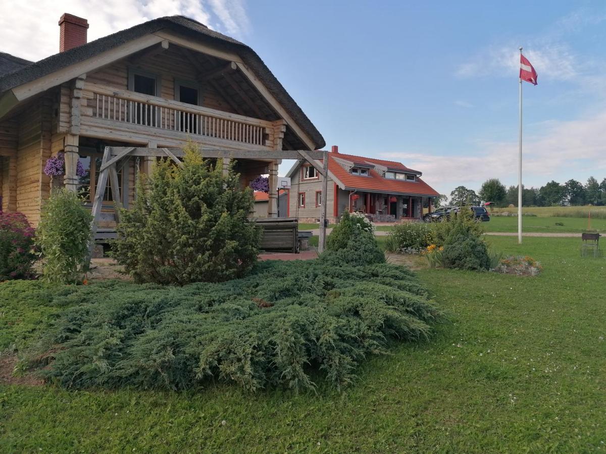 Guest House Unguri Stalbe Экстерьер фото
